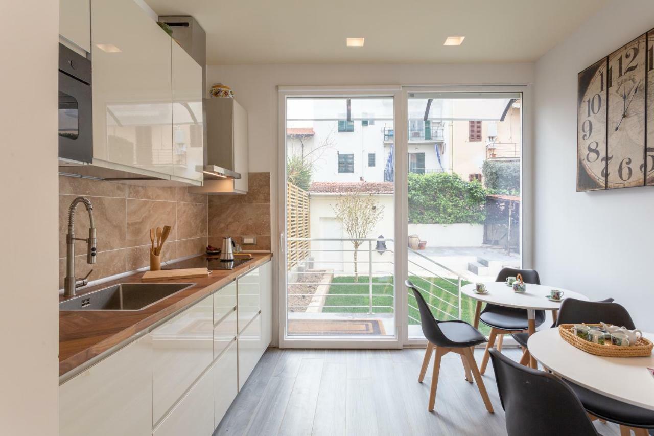 Le Stanze Di Carla! Bagno Privato, Cucina In Comune Florencia Exterior foto