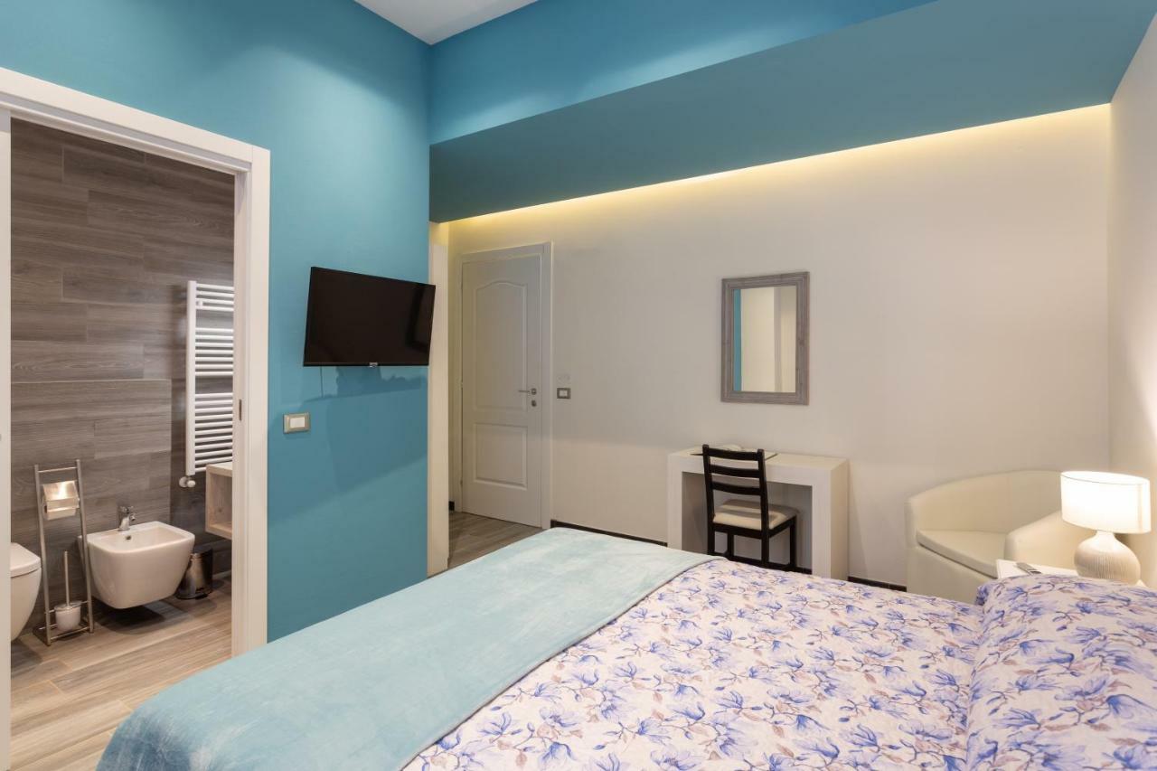Le Stanze Di Carla! Bagno Privato, Cucina In Comune Florencia Exterior foto